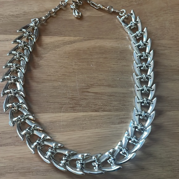 1960s Coro Silver tone Necklace - Picture 4 of 6